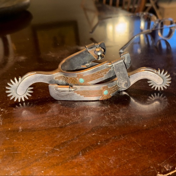 Western Spurs - Picture 1 of 6